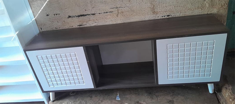 Tv stand 5ft
